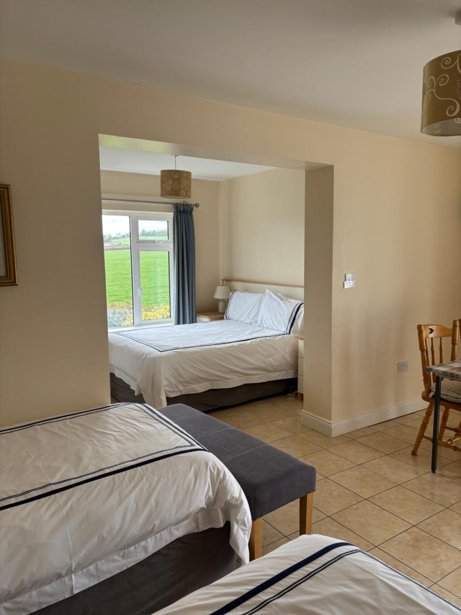 Ballindrum Farm B&B Атай Экстерьер фото